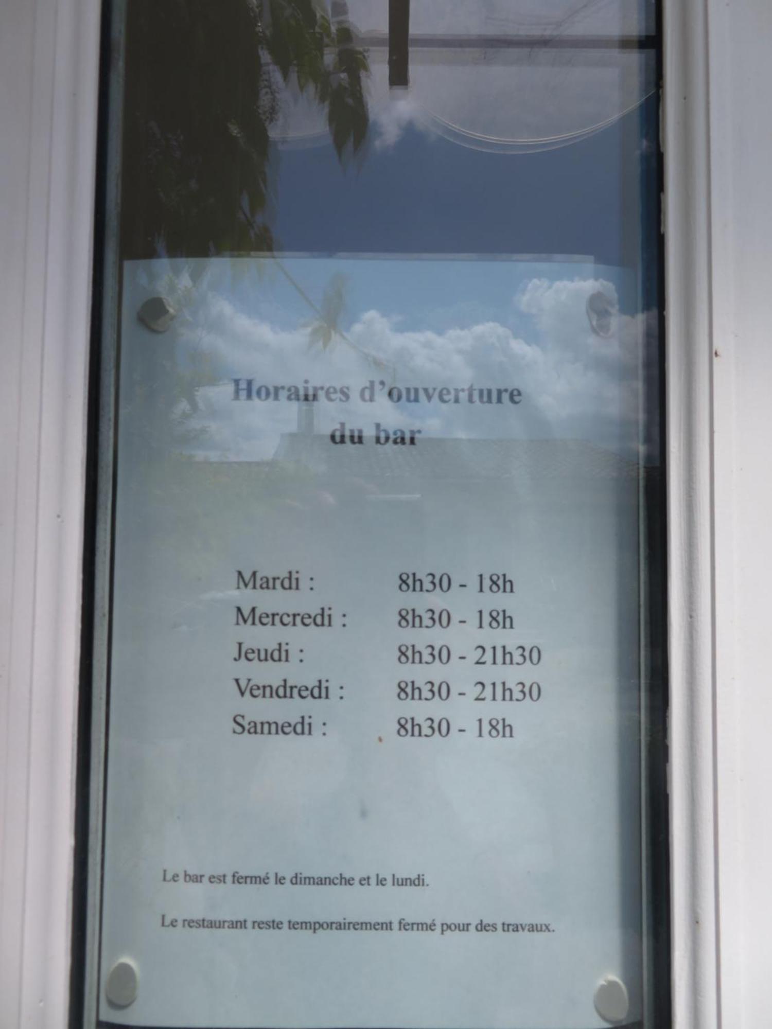 Auberge De La Petite Casserole Revest-des-Brousses Buitenkant foto