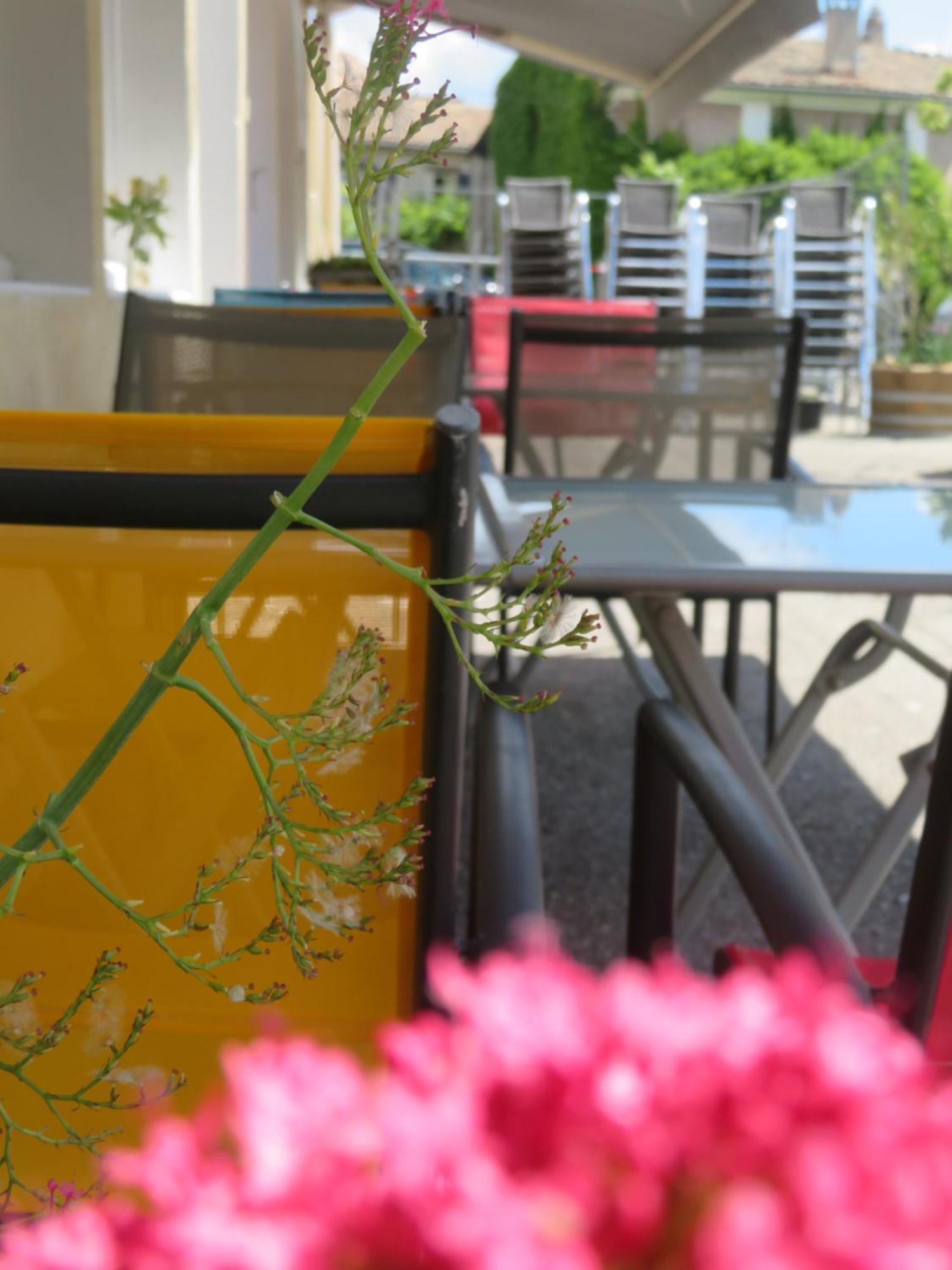 Auberge De La Petite Casserole Revest-des-Brousses Buitenkant foto